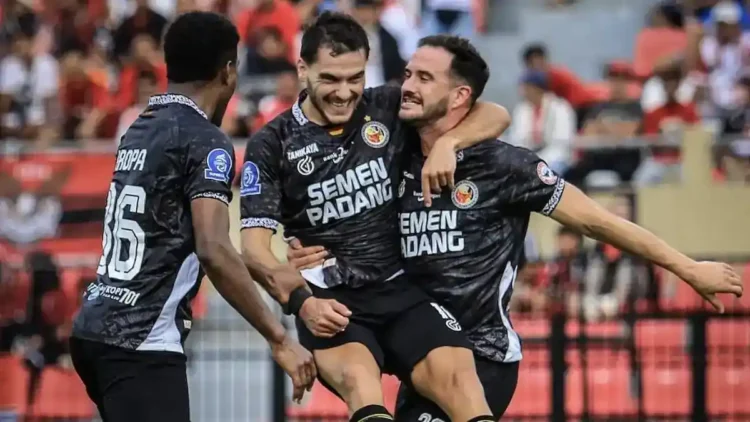 Selebrasi Pedro Matos usai lesatkan gol ke gawang Persijap. (dok. MO SPFC)