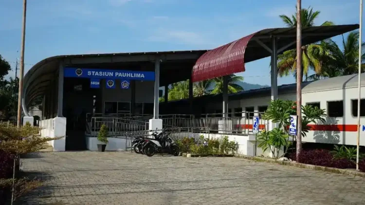 Dari Rel Industri, Pauh Lima Kini Menjadi Simpul Layanan Kereta Api bagi Masyarakat 1 Stasiun Pauh Lima. (dok. istimewa)