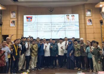 Pertemuan dengan Tokoh Ormas Lintas Agama, Wawako Padang Dorong Penguatan Nilai Moral 5 Wawako Padang Maigus Nasir gelar pertemuan dengan tokoh ormas lintas agama se-Kota Padang. (dok. Prokopim)