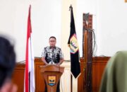 Mulyadi Sampaikan Jawaban atas Pandangan Umum Fraksi-Fraksi DPRD Kota Pariaman