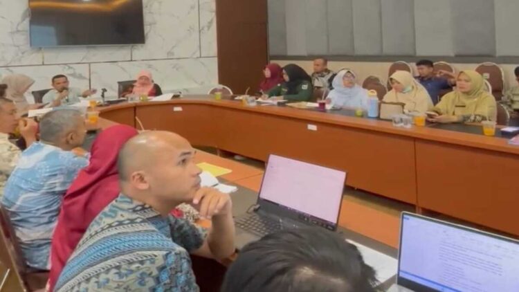 Pemkab Solok menggelar rakor pra peninjauan ruas jalan di kawasan konservasi. (Foto: Diskominfo Kabupaten Solok)