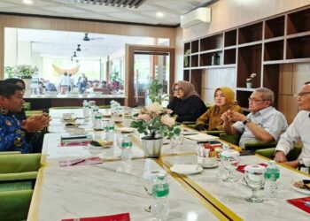 Wujudkan Wisata Halal, Kemenag Sumbar Pastikan Arah Kiblat Hotel dan Restoran Akurat