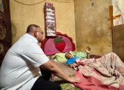 Peduli Warga Sakit, Andre Rosiade Bantu Suami Stroke dan Istri Lumpuh di Gates Nan XX Rp20 Juta