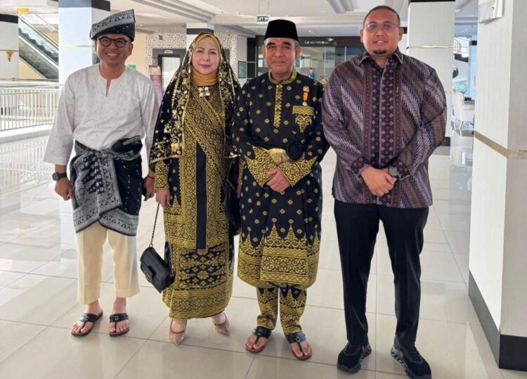 Andre Rosiade bersama Ketua MPR Ahmad Muzani saat berkunjung ke Tanjungpinang. (Foto: Ist)
