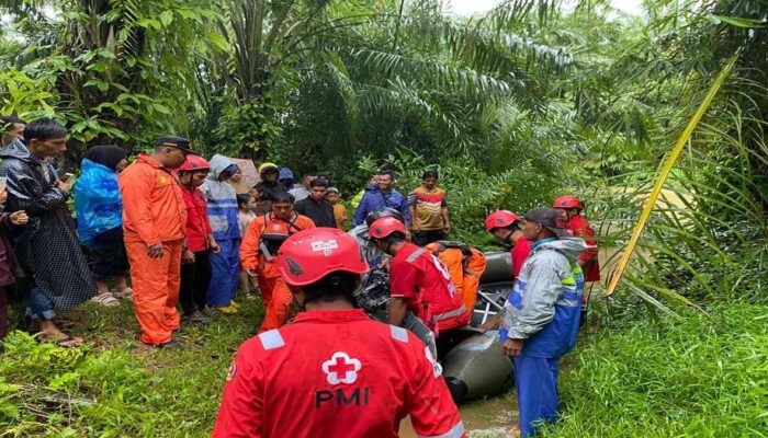 Terjebak di Ladang, 7 Warga Agam Diselamatkan Tim SAR