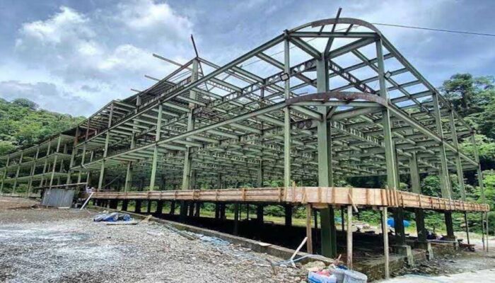 Pemerintah Belum Robohkan Rangka Hotel Syariah di Sempadan Sungai Lembah Anai, Apa Alasannya?