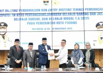 Exit dan entry meeting Pemko Padang dan BPK Perwakilan Sumbar. (dok. Prokopim)