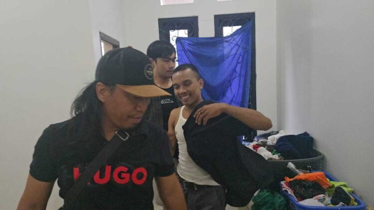Tim Gagak Hitam Ringkus Pelaku Pencurian di Banten Usai Live TikTok 1 Pelaku pencurian di Padang Pariaman diciduk usai live TikTok di Banten. (dok. istimewa)
