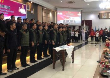 Pelantikan pengurus KONI Sumbar periode 2025-2029 oleh Ketum KONI Pusat Letjen (Purn) Marciano Norman di Auditorium Gubernur Sumbar, Kamis malam. (dok. Humas KONI)