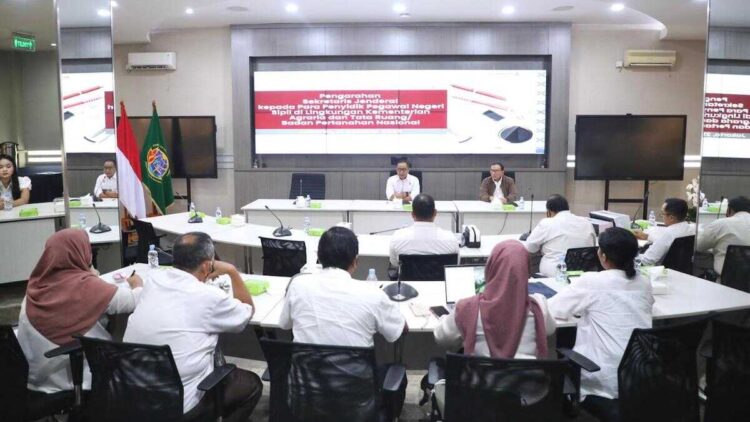 Pertemuan Perdana, Sekjen ATR/BPN Harapkan Peran Penyidik PNS dalam Penegakan Hukum Internal 1 Pertemuan Sekjen ATR BPN dengan penyidik PPNS. (dok. istimewa)