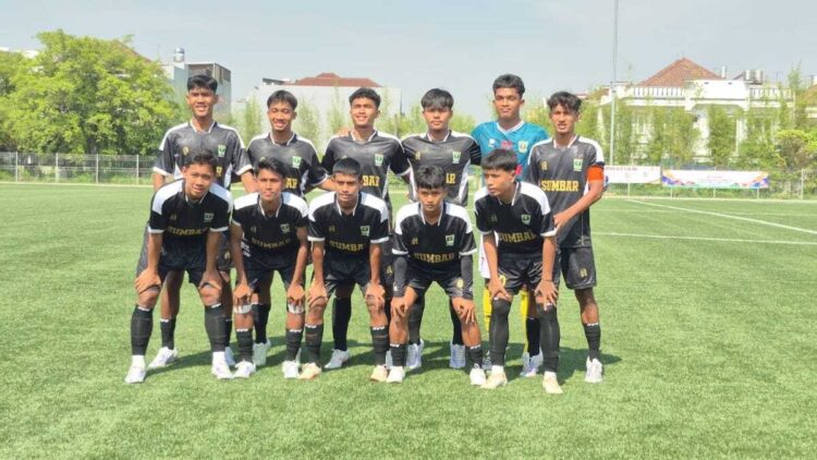 Tim sepakbola Sumbar di Popnas 2025. (dok. istimewa)