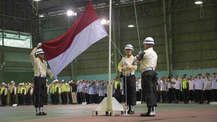 Kobarkan Semangat Perjuangan, PT Semen Padang Peringati Hari Pahlawan 1 Upacara Hari Pahlawan di Semen Padang. (dok. Humas)