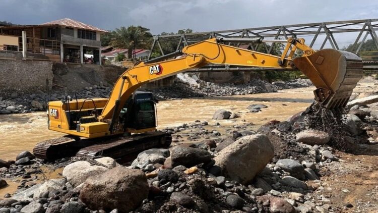 Kementerian Pekerjaan Umum (PU) dan Pemerintah Tanah Datar mempercepat normalisasi Sungai Batang Sumpur pasca bencana di Sumatera Barat (Sumbar). (ANTARA/HO-Kementerian PU)