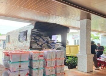 Pemko Padang Pastikan Bantuan Banjir Langsung Disalurkan ke Korban