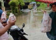 BRI BO Padang Salurkan 2.500 Nasi Bungkus di Koto Tangah