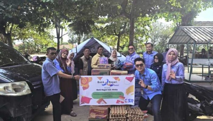 Bank Nagari Siteba Salurkan Bantuan untuk Warga Terdampak Banjir Bandang di Surau Gadang