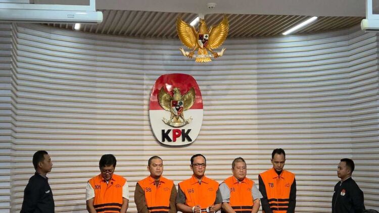 KPK Tetapkan Bupati Lampung Tengah Tersangka Penerimaan Suap Rp 5,7 Miliar 1 Bupati Lampung Tengah jadi tersangka suap. (dok. istimewa)