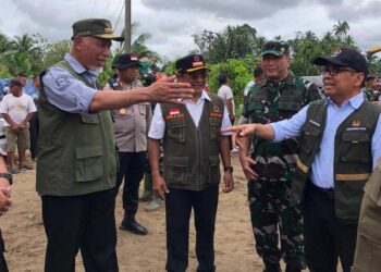 Gubernur Mahyeldi dampingi Menko PMK Pratikno. (dok. istimewa)