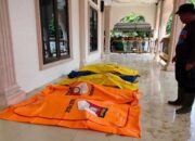 Enam Korban Banjir Bandang Palembayan Dimakamkan Massal di TPU Sungai Jariang