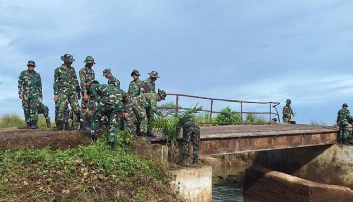 TNI Rampungkan Pembangunan Tujuh Jembatan Armco dan Bailey di Kabupaten Agam