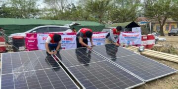 Pertamina Hadirkan PLTS di Posko Pengungsian Aceh Tamiang 13 Pertamina Hadirkan PLTS di Posko Pengungsian Aceh Tamiang