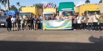 KLHK Serahkan 23 Ton Bantuan untuk Sumbar, Mahyeldi: Dukungan Terus Mengalir dari Seluruh Indonesia 9 KLHK peduli korban longsor dan banjir bandang di Sumbar. (dok. istimewa)