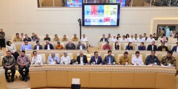 Komisi II DPR RI Apresiasi Digitalisasi Pengaduan Pertanahan Kementerian ATR/BPN 13 Komisi II DPR RI apresiasi Kementerian ATR/BPN. (dok. istimewa)