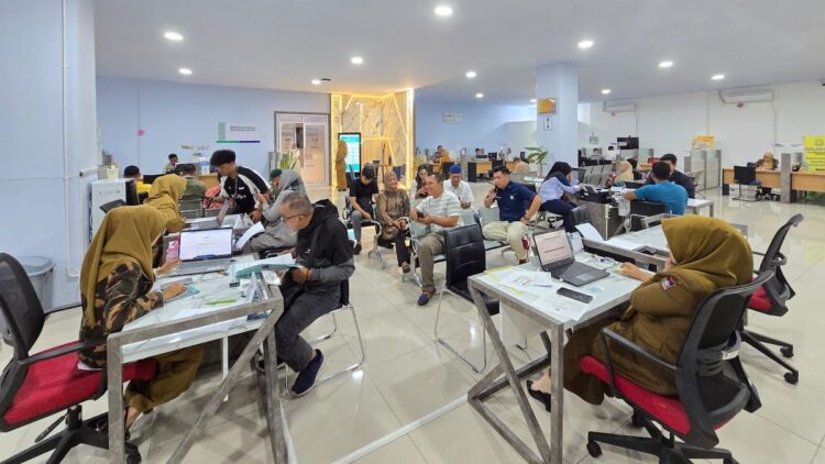 Suasana di Mall Pelayanan Publik (MPP) Kota Padang. (dok. istimewa)