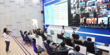 Menkomdigi Meutya Hafid saat monitoring Posko Nataru. (dok. istimewa)