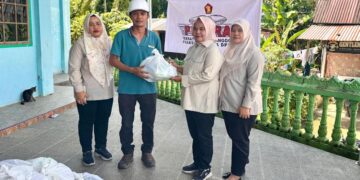 PINDRA DPR RI serahkan bantuan untuk masyarakat terdampak bencana di Palembayan Agam. (dok. istimewa)