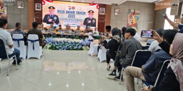 RIlis akhir tahun Polda Sumbar 2025. (dok. Radarsumbar.com)
