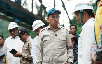 Menteri Kebudayaan Fadli Zon mengatakan pihaknya akan memperbaiki sekaligus memperkuat infrastruktur di Situs Cagar Budaya Ombilin, Sumatera Barat yang rusak akibat diterjang banjir bandang. (ANTARA/HO-Kementerian Kebudayaan)