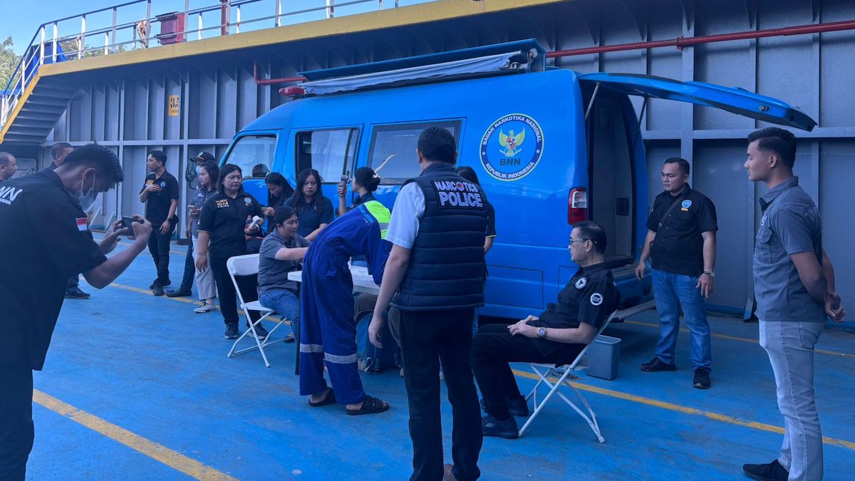 BNNK Gunungsitoli, Sumatera Utara (Sumut) melakukan razia ABK, sopir angkutan dan penumpang dalam giat Nataru 2025/2026. (RadarSumbar/Tanhar)