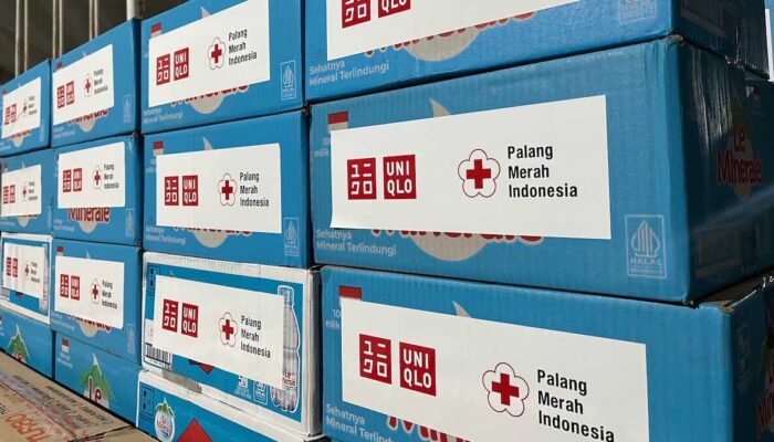 UNIQLO Berikan Bantuan Rp1,1 Miliar dan Pakaian bagi Masyarakat Terdampak Bencana di Sumatra