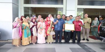 Pemko Pariaman Terima Sertifikat IG untuk Sulaman Kapalo Panitik Nareh 9 Pemko Pariaman Terima Sertifikat IG untuk Sulaman Kapalo Panitik Nareh