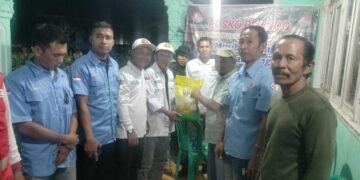 Kepala Desa Merangin Salurkan Bantuan Rp50 Juta untuk Korban Banjir Bandang di Kabupaten Solok