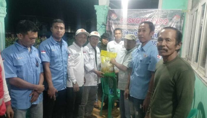 Kepala Desa Merangin Salurkan Bantuan Rp50 Juta untuk Korban Banjir Bandang di Kabupaten Solok