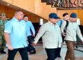 Turun Langsung ke Lokasi Bencana, Presiden Prabowo Didampingi Andre Rosiade Pastikan Hunian dan Infrastruktur Tuntas 14 Turun Langsung ke Lokasi Bencana, Presiden Prabowo Didampingi Andre Rosiade Pastikan Hunian dan Infrastruktur Tuntas