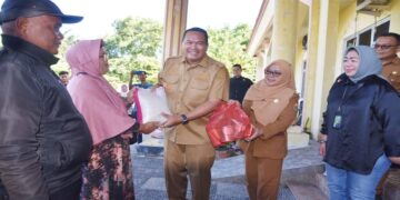 Bapanas Salurkan Bantuan untuk Warga Pariaman Terdampak Banjir