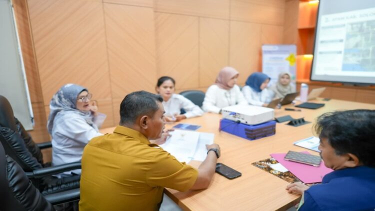 Bupati Solok bertemu Balai Penataan Bangunan, Prasarana, dan Kawasan Sumatera Barat di Padang. (Foto: Diskominfo Kabupaten Solok)