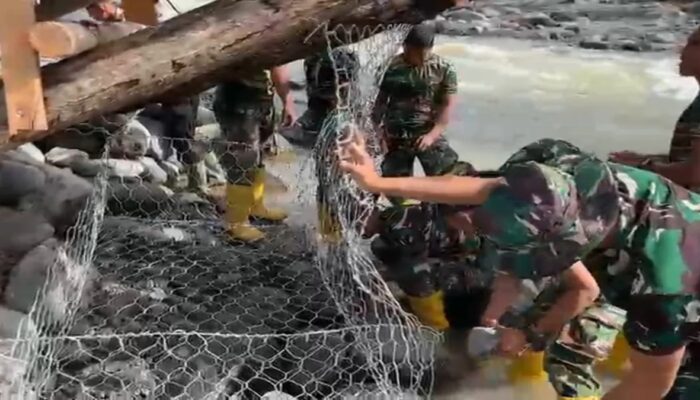 Percepat Pemulihan Aktivitas Masyarakat Terdampak Bencana, Pembangunan Jembatan Terus Dikebut