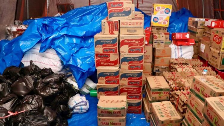 Kanwil BPN Sumbar Salurkan Bantuan untuk Korban Bencana di Salareh Aia 1 Bantuan dari Kantah ATR/BPN Sumbar untuk bantuan bencana di Salareh Aia, Kabupaten Agam. (dok. istimewa)