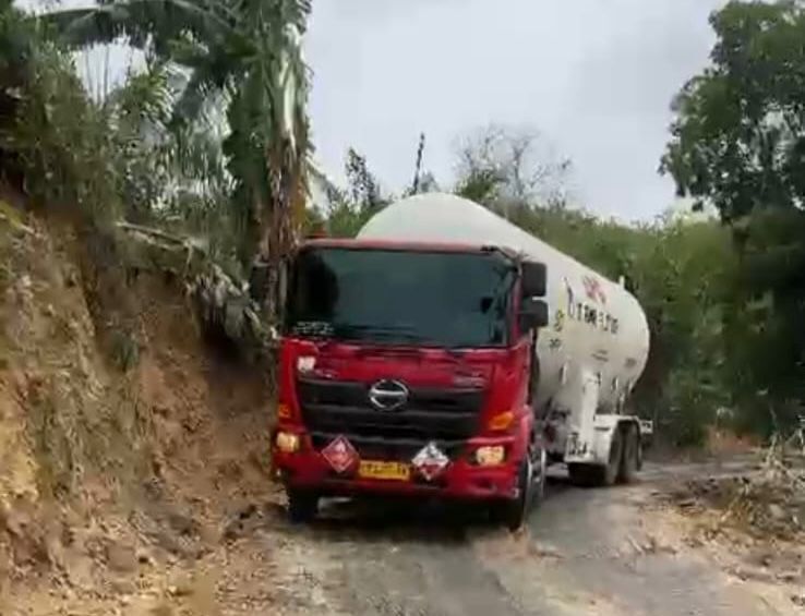 Pertamina Patra Niaga Pastikan Pasokan Energi di Sumatera Aman, Akselerasi Distribusi ke Wilayah Terisolir 1 f2277909 b423 4771 bfb9 bdc141833929