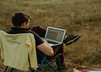 Ilustrasi work from anywhere. (Foto: Ist)