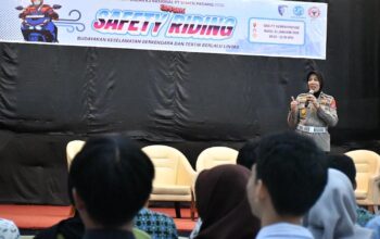 Kampanye safety riding digelar PT Semen Padang. (dok. istimewa)