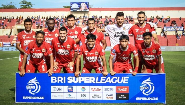 Starting Lineup Semen Padang FC Kontra Persis Solo