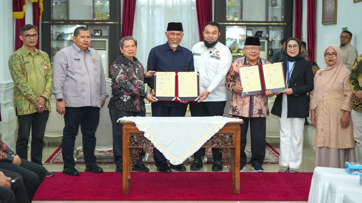 MoU Pemprov Sumbar dengan PTS dan TMII. (dok. istimewa)