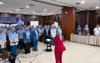 Pelatihan hospitality yang digelar Semen Padang Hospital. (dok. istimewa)