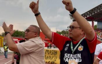 Braditi Moulevey Serukan Dukungan Penuh Suporter di Laga Semen Padang FC Kontra Persis Solo