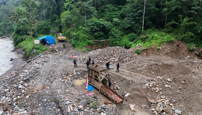 Penertiban PETI Berlanjut, Tim Terpadu Temukan Alat Berat di Duo Koto Pasaman